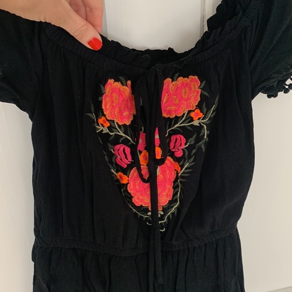 Off the shoulder sundress - Picture 2 of 3